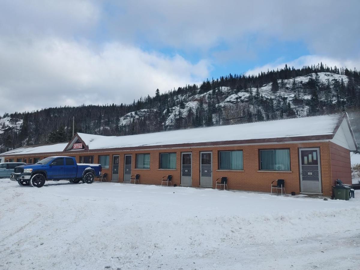 Sunset Motel Schreiber Exterior photo