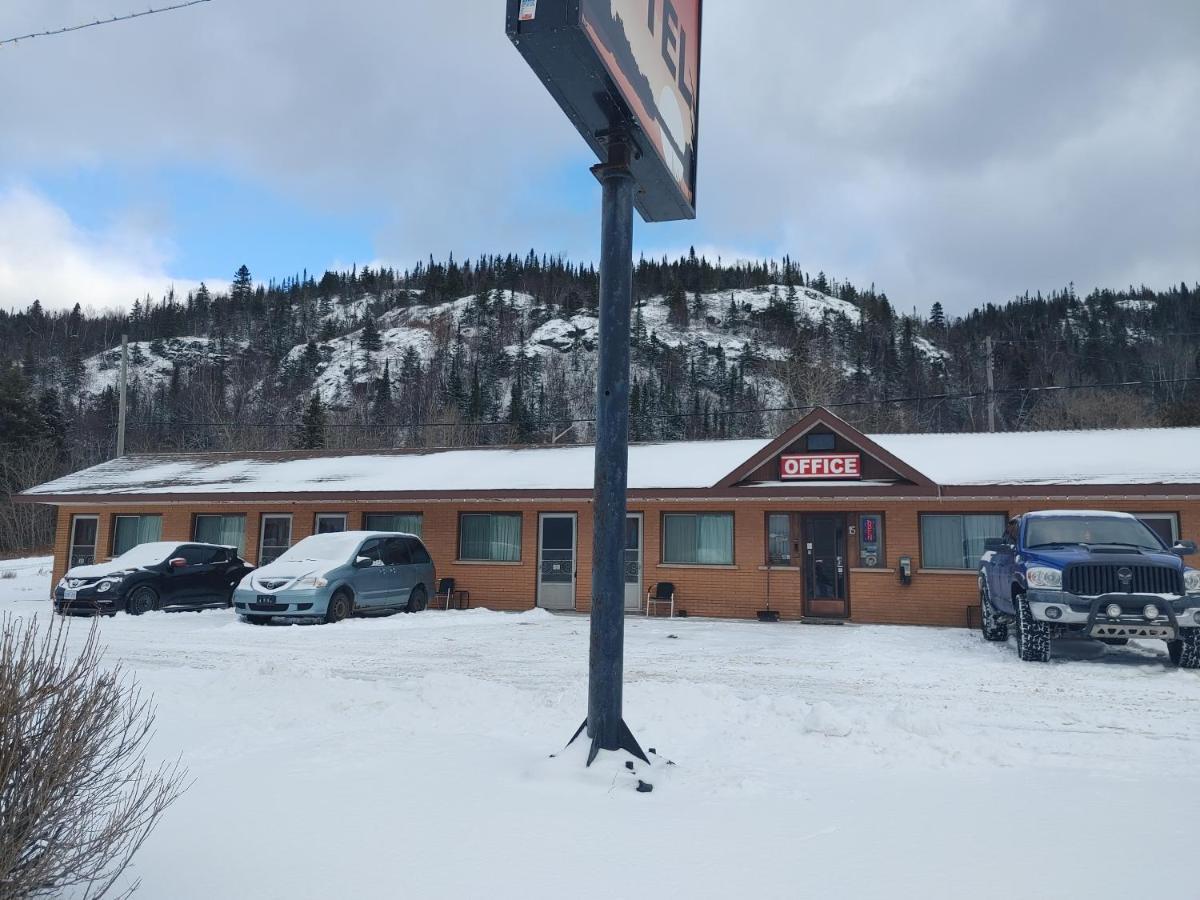 Sunset Motel Schreiber Exterior photo